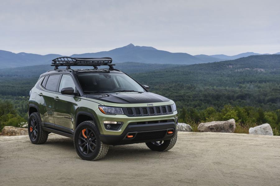  Jeep Trailpass Concept (MP) 2017 года  (фото 13 из 14)